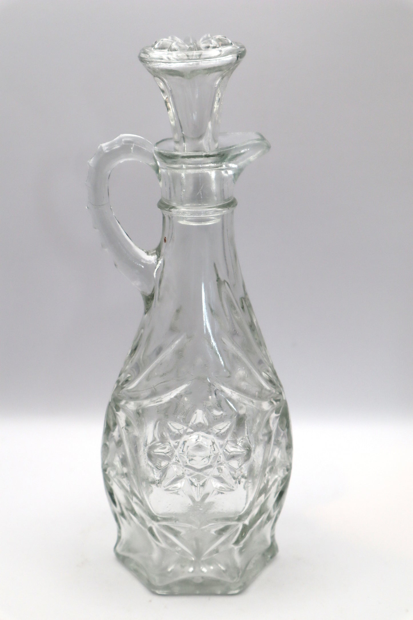 Vintage Anchor Hocking Early American Glass Vinegar/Oil Cruet