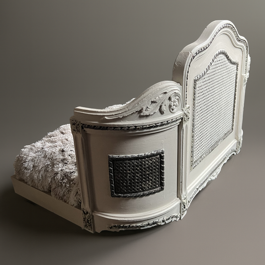 Le Grand Palais Pet Bed