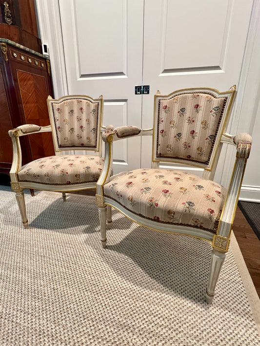 Louis XVI Style Pair of Painted Arm Chairs